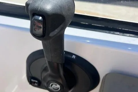 Slide: The Image of 2024 Bracewell 25 boat throttle control lever in neutral position. - 17