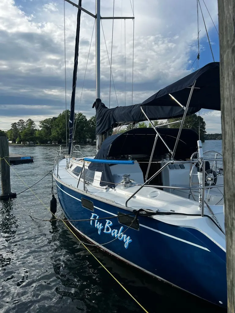 Slide: The Image of Hunter Legend 35.5 1991 - 20