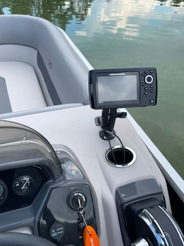 Slide: The Image of Princecraft Vectra 21 RL 2023 - 4