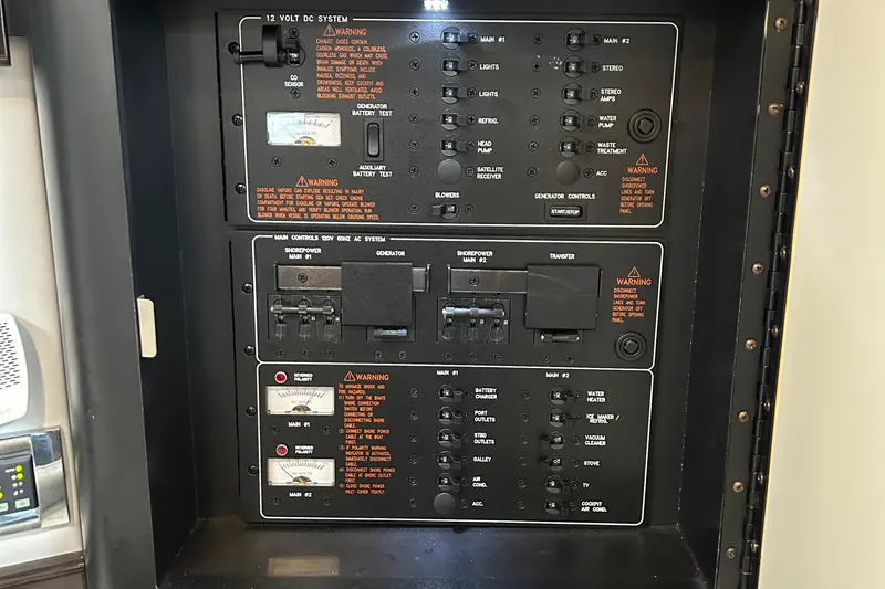 Slide: The Image of Electrical control panel on a 2016 Formula 40 Cruiser boat. - 41