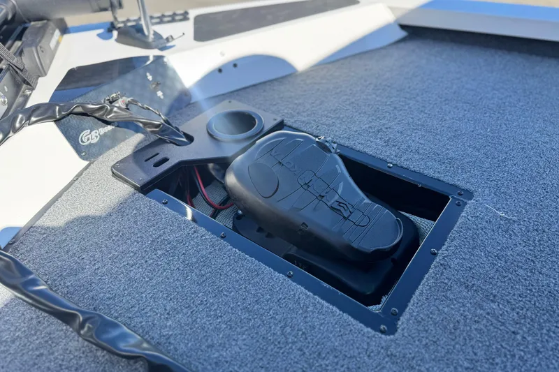 Slide: The Image of 2023 G3 SPORTSMAN 170 boat deck with pedal control and wiring. - 10