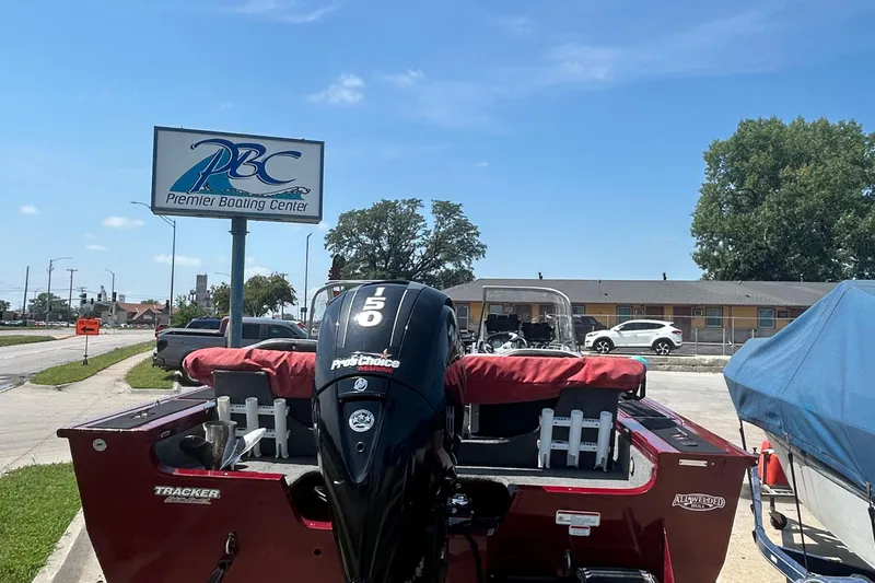 Slide: The Image of 2016 Tracker Targa V-18 Combo boat at Premier Boating Center, featuring a 150 ProChoice engine. - 4
