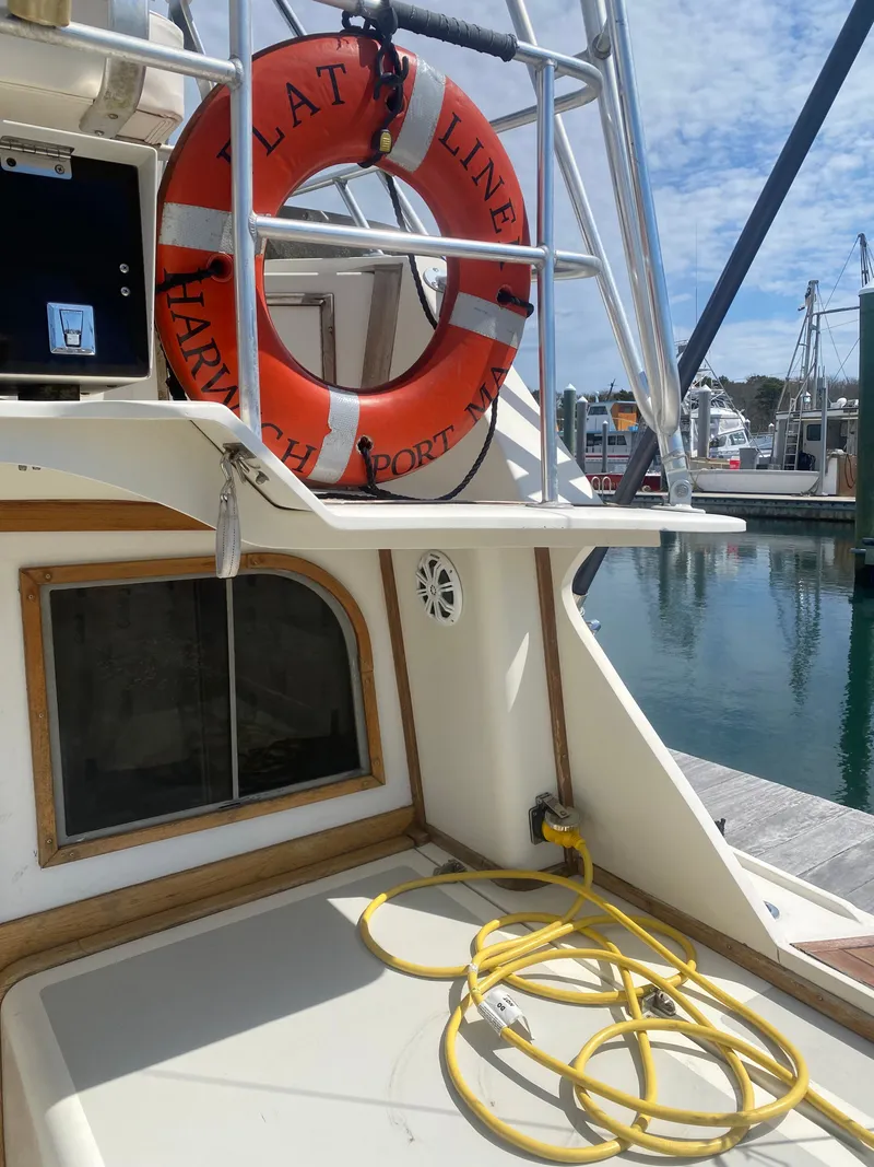 Slide: The Image of Blackfin 32 Flybridge 1988 - 5