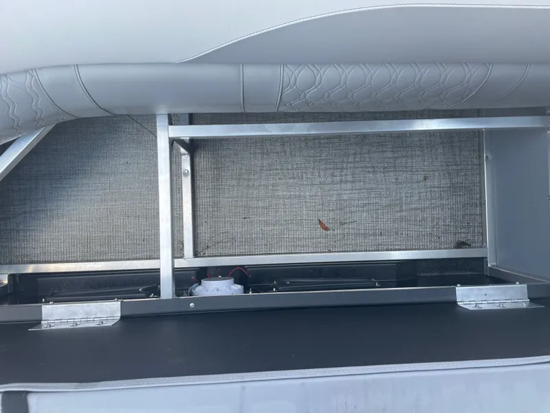 Slide: The Image of Avalon VNT85 VRB23T 2025 - 12