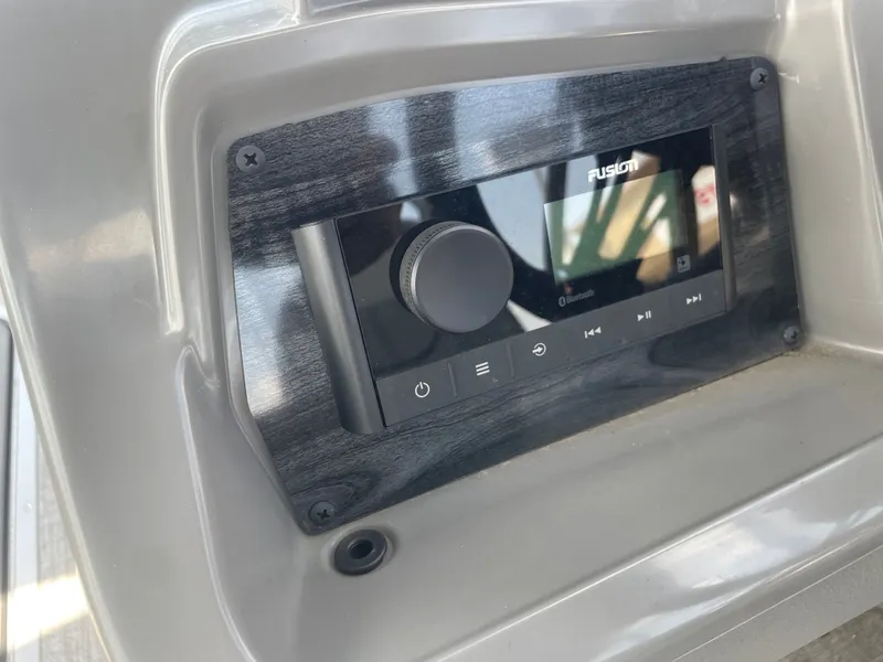 Slide: The Image of Avalon VNT85 VRB23T 2025 - 19