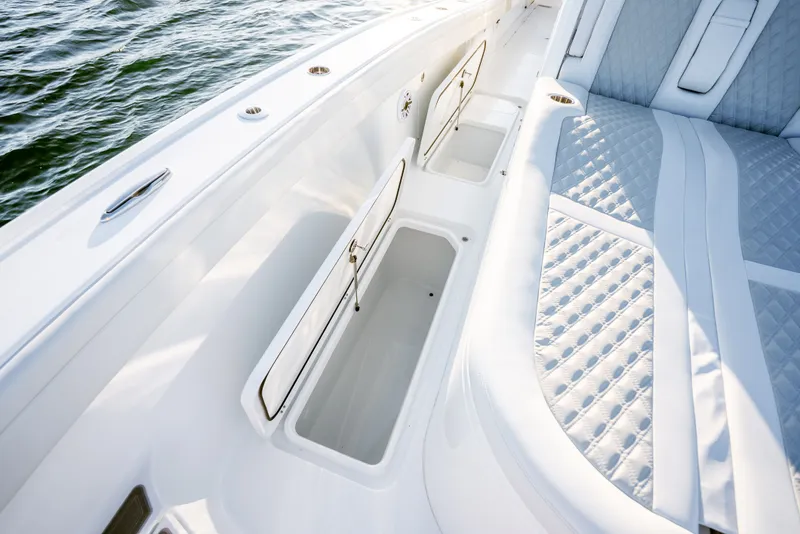 Slide: The Image of Costa Custom Boats 34 SV 2026 - 36