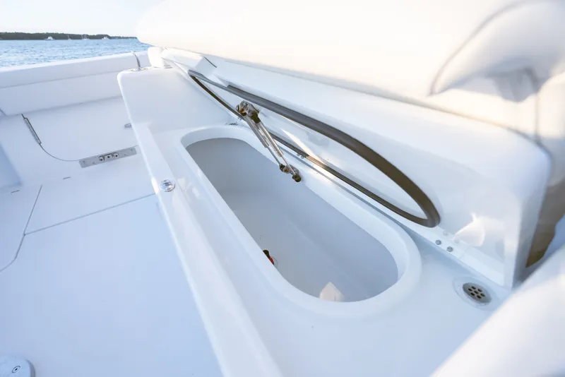 Slide: The Image of Costa Custom Boats 34 SV 2026 - 38
