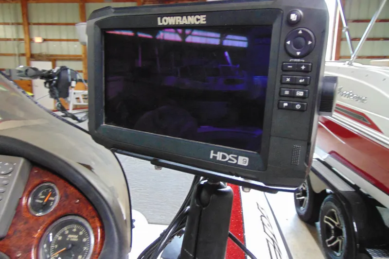 Slide: The Image of Lowrance HDS-9 fishfinder on 2005 Triton Tr-196 PD boat dashboard. - 8