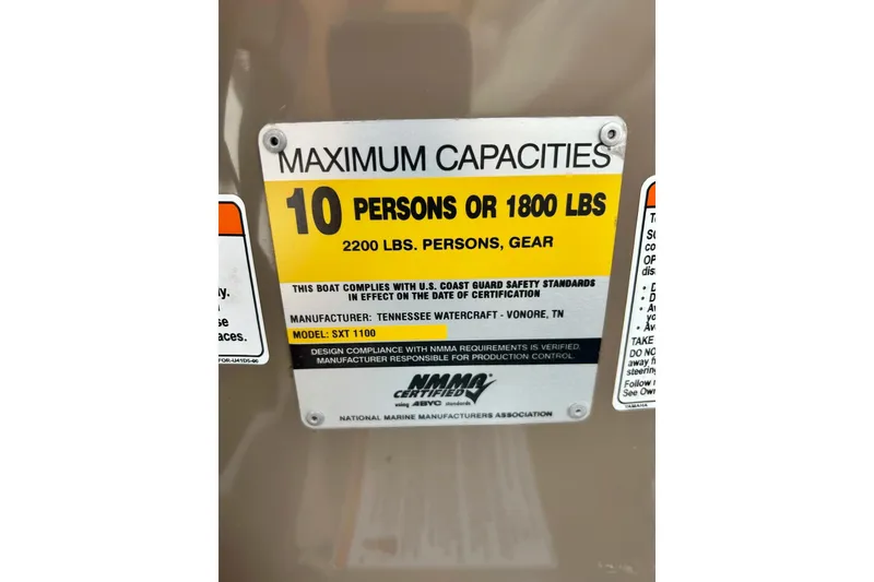 Slide: The Image of Capacity label for 2008 Searay SX 232, maximum 10 persons or 1800 lbs. - 26