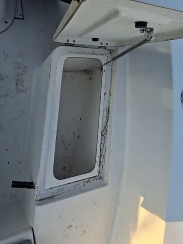 Slide: The Image of KenCraft 190 Challenger 2019 - 19