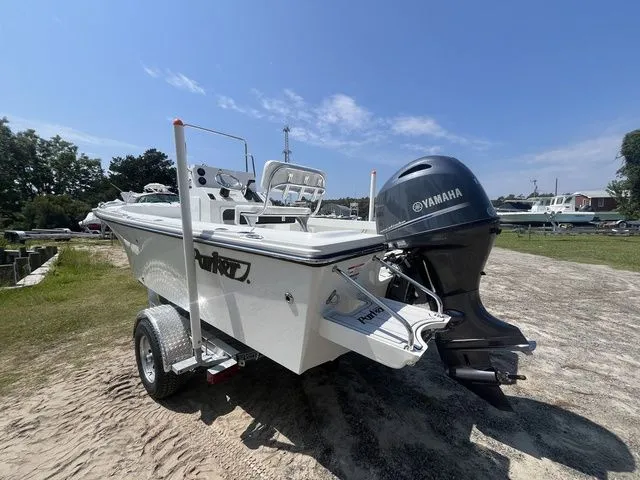 Slide: The Image of Parker 18SE Center Console 2026 - 4