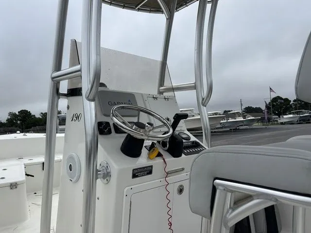 Slide: The Image of KenCraft 190 Challenger 2019 - 4