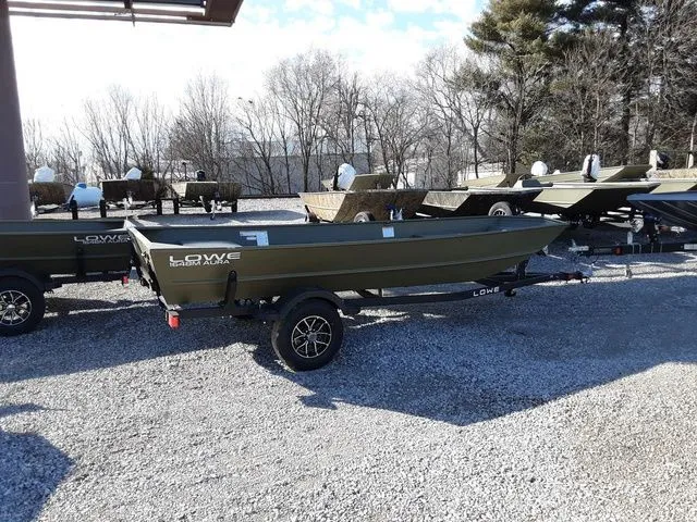 Slide: The Image of Lowe L1648M Aura Jon 2025 - 2