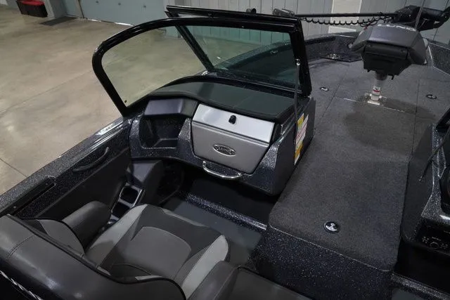 Slide: The Image of Lund 189 Pro-V GL 2021 - 18