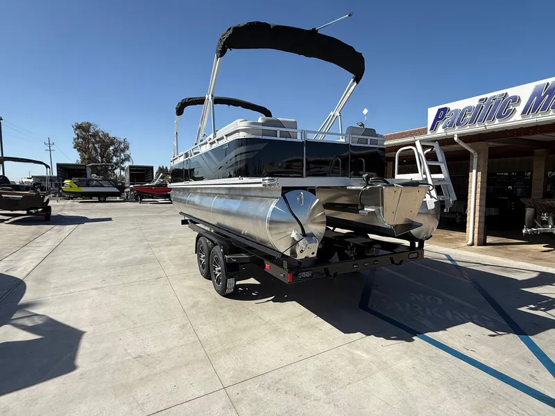 Slide: The Image of Avalon 23' Venture Platinum Quad lounge w/ 115HP Mercury! 2026 - 10