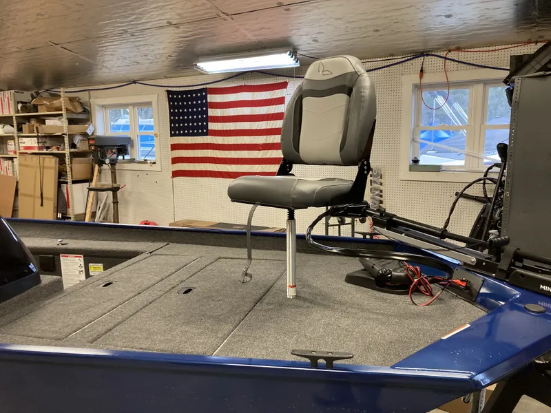 Slide: The Image of Lowe Skorpion 17 2025 - 2