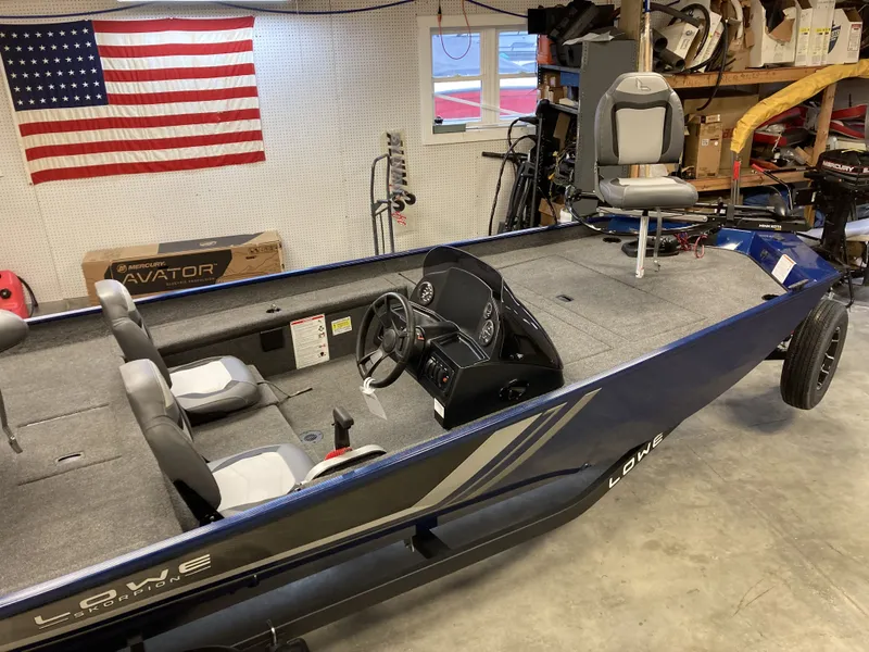 Slide: The Image of Lowe Skorpion 17 2025 - 8