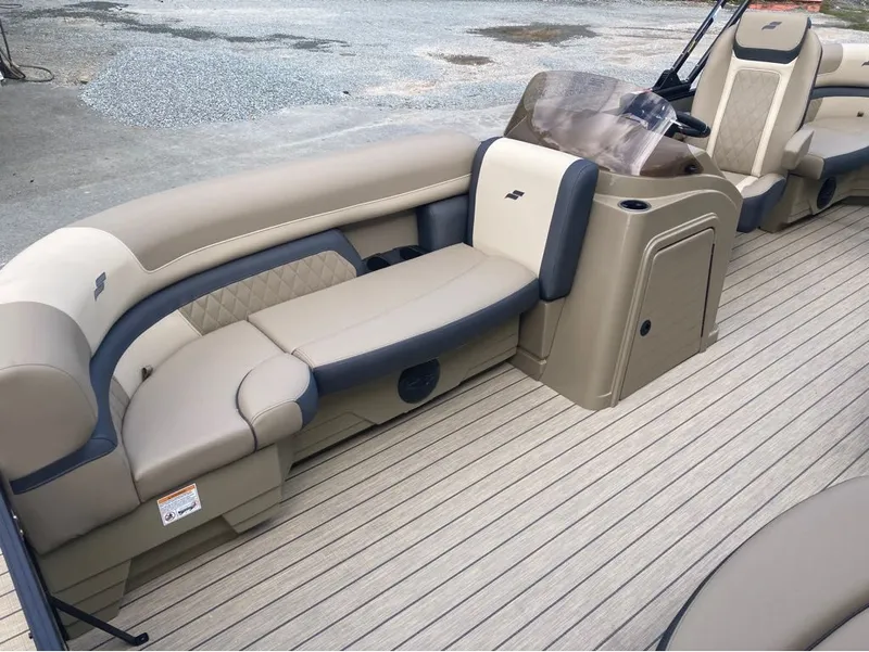 Slide: The Image of Starcraft EXS 1 2026 MODEL 2025 - 14