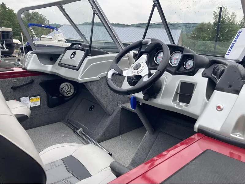 Slide: The Image of Tracker Targa V-18 WT 2018 - 4