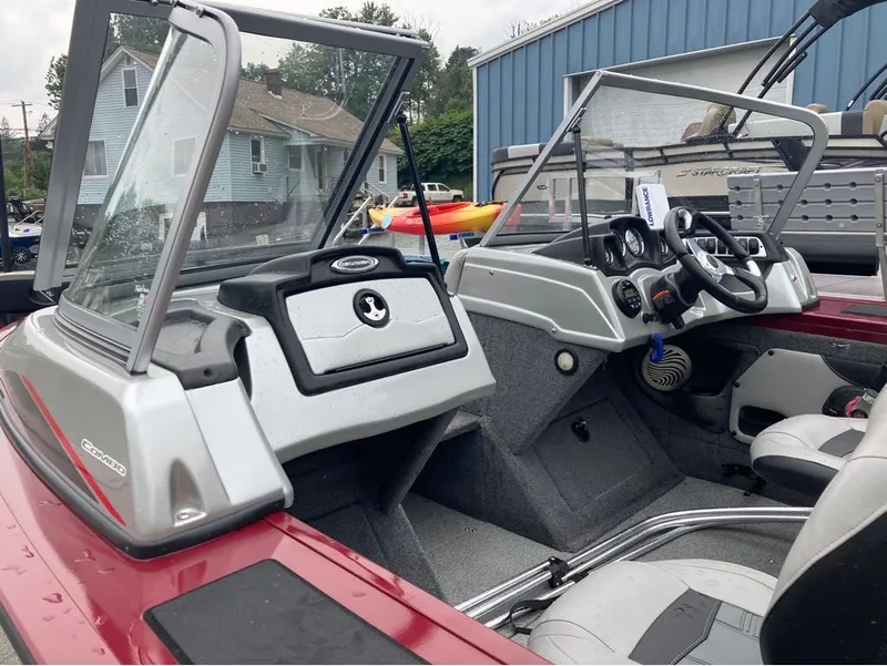 Slide: The Image of Tracker Targa V-18 WT 2018 - 8