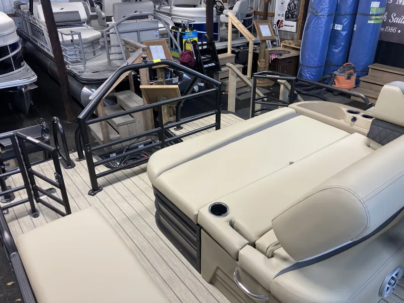 Slide: The Image of Starcraft SLS 3 Q DH 2025 - 4