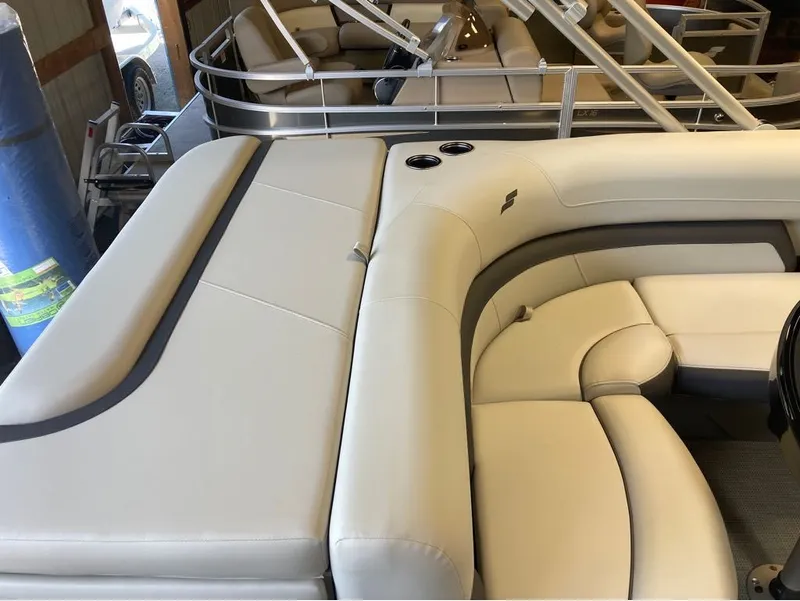 Slide: The Image of Starcraft EX 20 C 2026 MODEL 2025 - 15