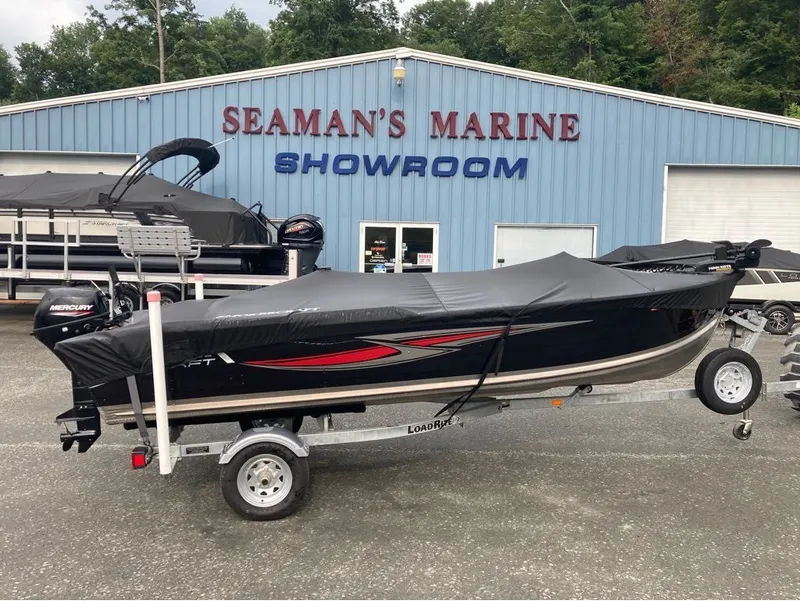 Slide: The Image of Smoker Craft Big Fisherman 16 2023 - 1