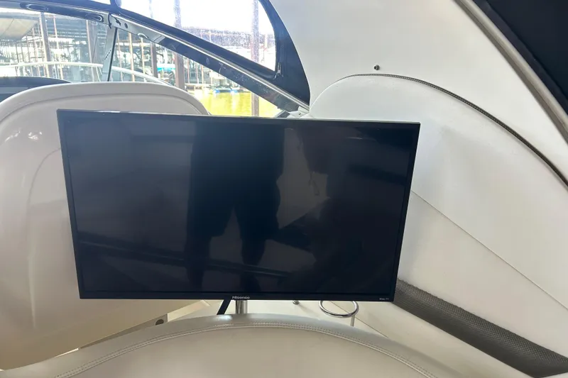 Slide: The Image of Flat-screen TV mounted inside a 2006 Sea Ray 380 Sundancer yacht. - 19