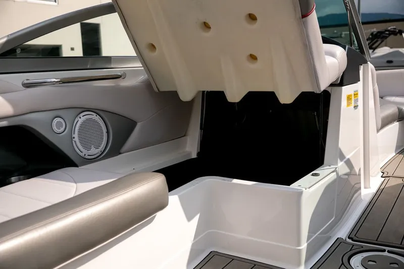 Slide: The Image of MasterCraft X-45 2005 - 19