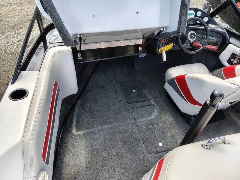 Slide: The Image of Nautique Ski Nautique 1994 - 5