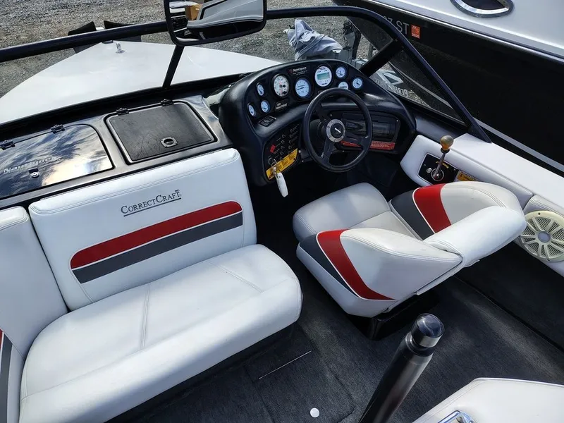 Slide: The Image of Nautique Ski Nautique 1994 - 6