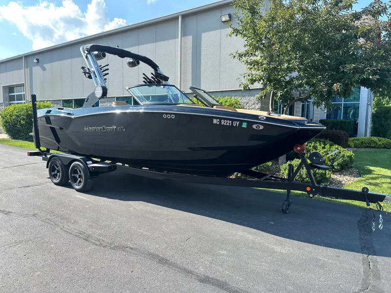Slide: The Image of MasterCraft NXT23 2024 - 2