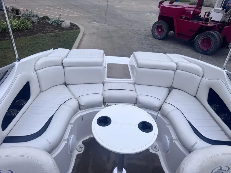 Slide: The Image of Ebbtide 2300 Mystique 2004 - 11