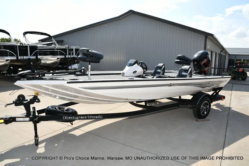 Slide: The Image of Ranger RT188 w/115HP Mercury Pro-XS 2026 - 22