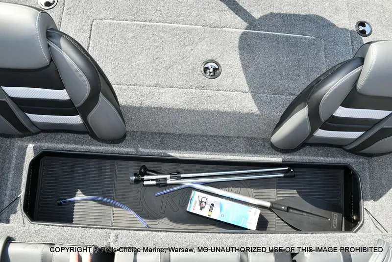 Slide: The Image of Ranger RT188 w/115HP Mercury Pro-XS 2026 - 46