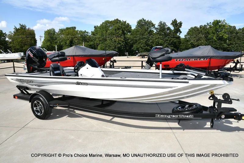 Slide: The Image of Ranger RT188 w/115HP Mercury Pro-XS 2026 - 64