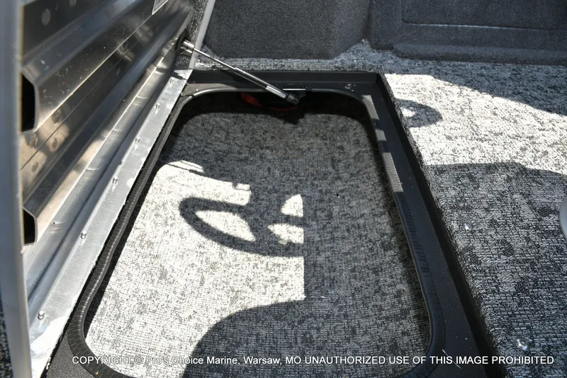 Slide: The Image of Tracker Pro Guide V-175 Combo 2026 - 49