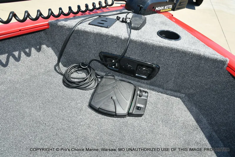 Slide: The Image of Tracker Pro Guide V-175 Combo 2026 - 57