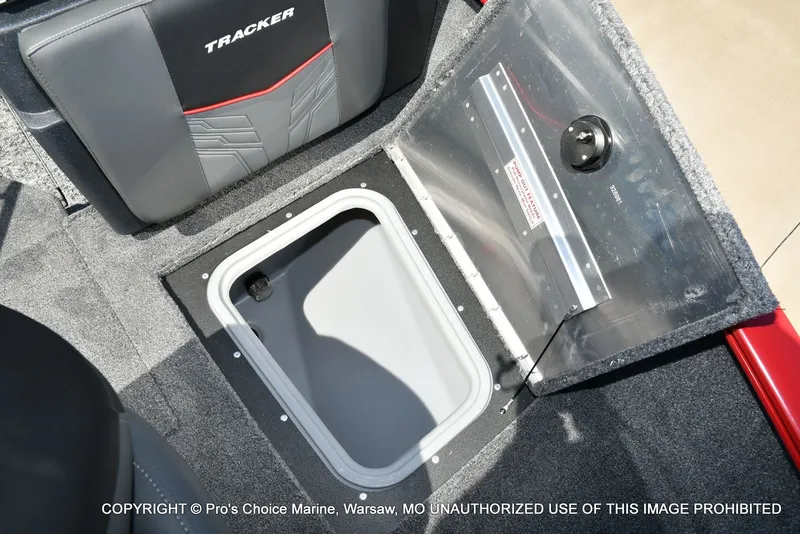 Slide: The Image of Tracker Pro Guide V-175 Combo 2026 - 58