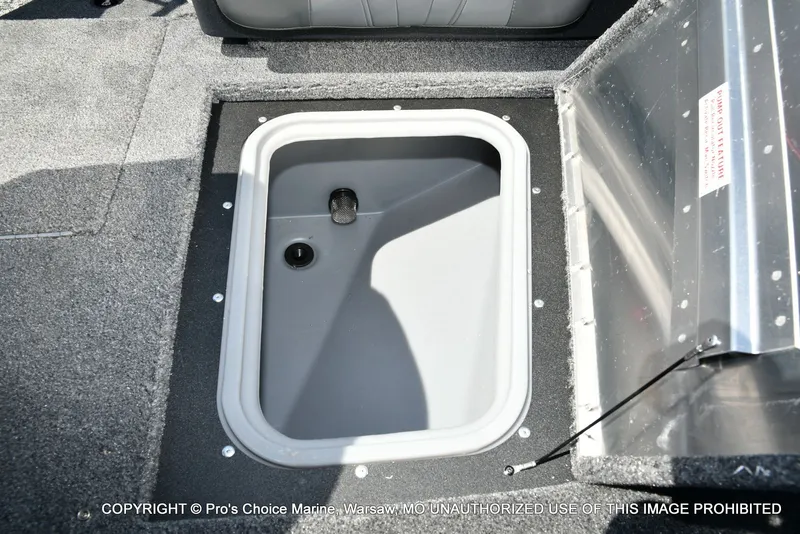 Slide: The Image of Tracker Pro Guide V-175 Combo 2026 - 59