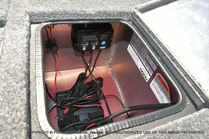 Slide: The Image of Tracker Pro Guide V-175 Combo 2026 - 76