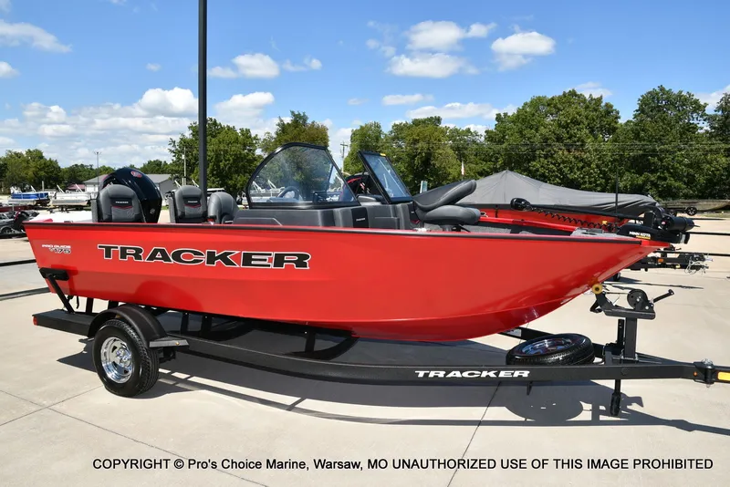 Slide: The Image of Tracker Pro Guide V-175 Combo 2026 - 80