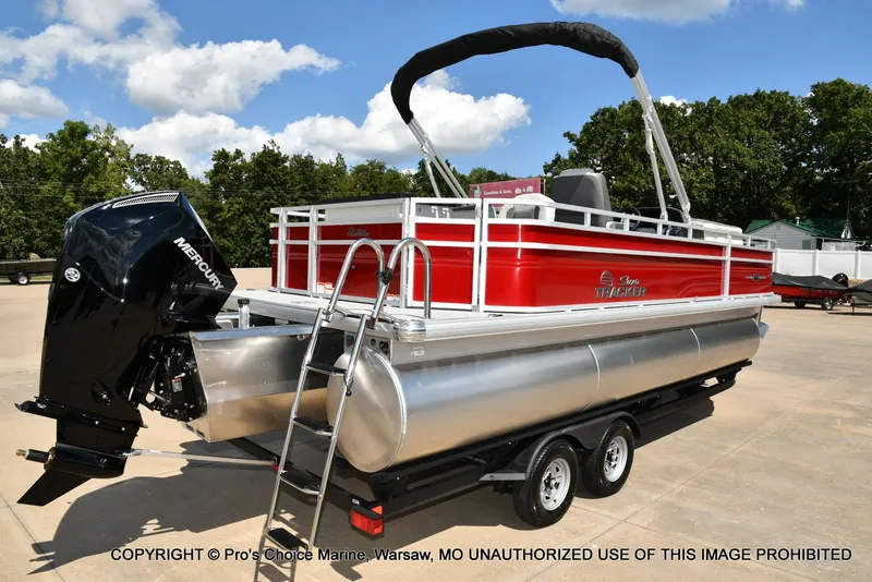 Slide: The Image of Sun Tracker Fishin' Barge 22 XP3 Tri-Toon w/200HP 2026 - 14