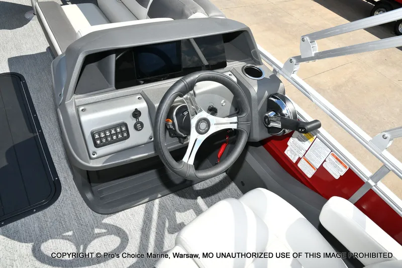 Slide: The Image of Sun Tracker Fishin' Barge 22 XP3 Tri-Toon w/200HP 2026 - 51