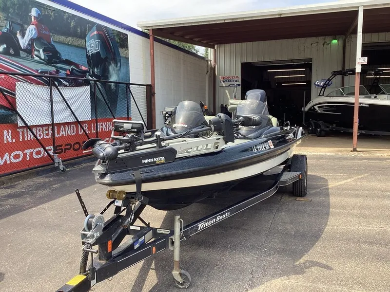 Slide: The Image of Triton Tr-186 2003 - 4