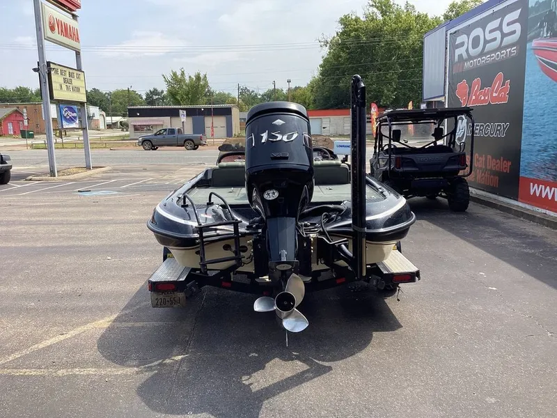 Slide: The Image of Triton Tr-186 2003 - 7