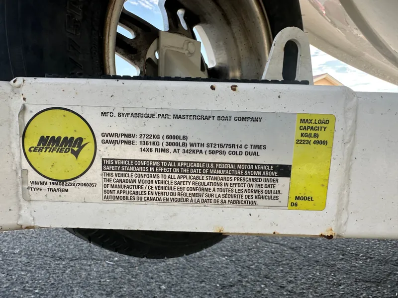 Slide: The Image of MasterCraft X2 2007 - 15