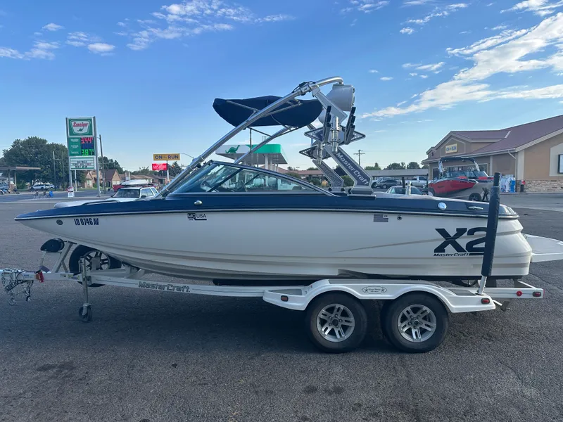 Slide: The Image of MasterCraft X2 2007 - 3