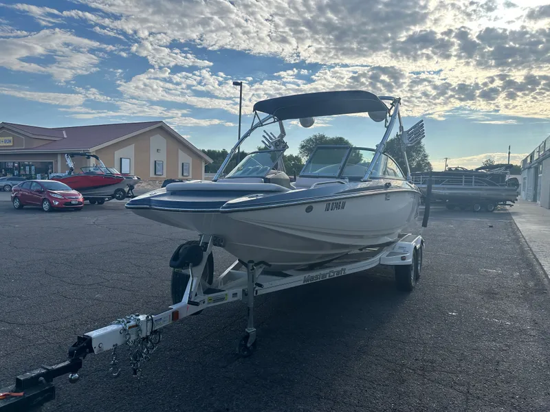 Slide: The Image of MasterCraft X2 2007 - 4