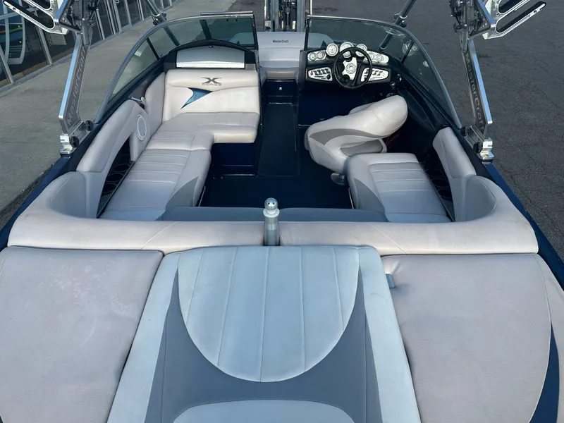 Slide: The Image of MasterCraft X2 2007 - 8